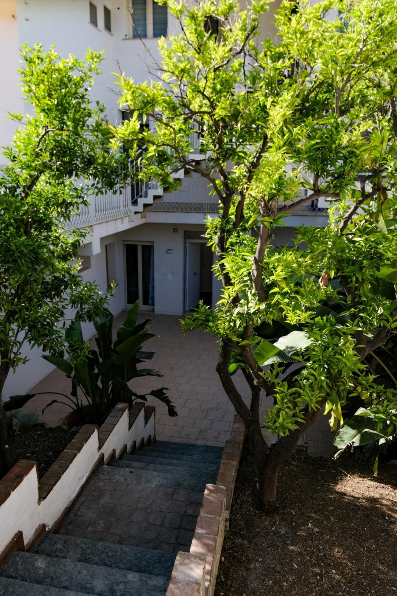 Villa La Vista - Baia Del Gambero Augusta Bagian luar foto