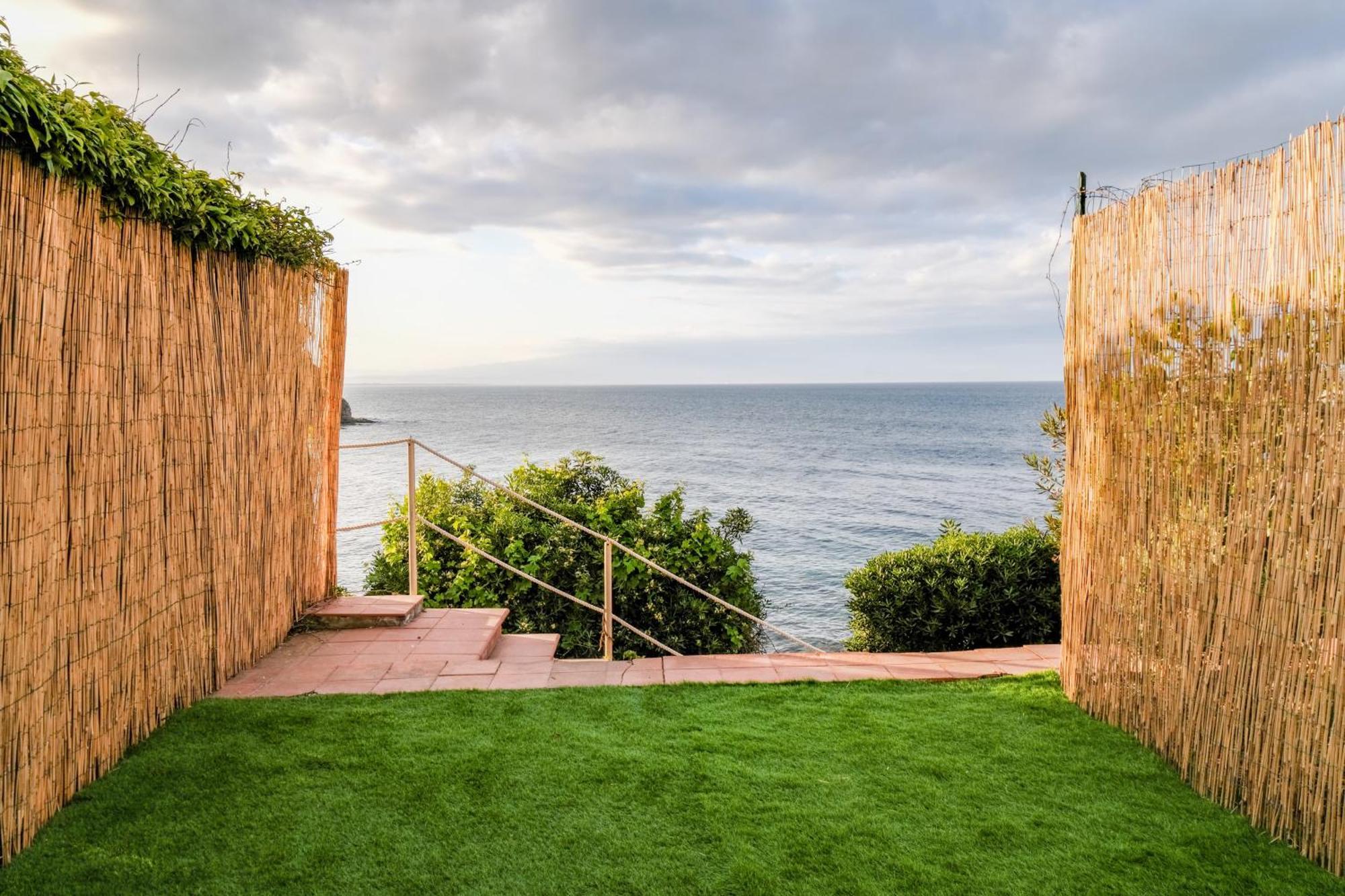 Villa La Vista - Baia Del Gambero Augusta Bagian luar foto