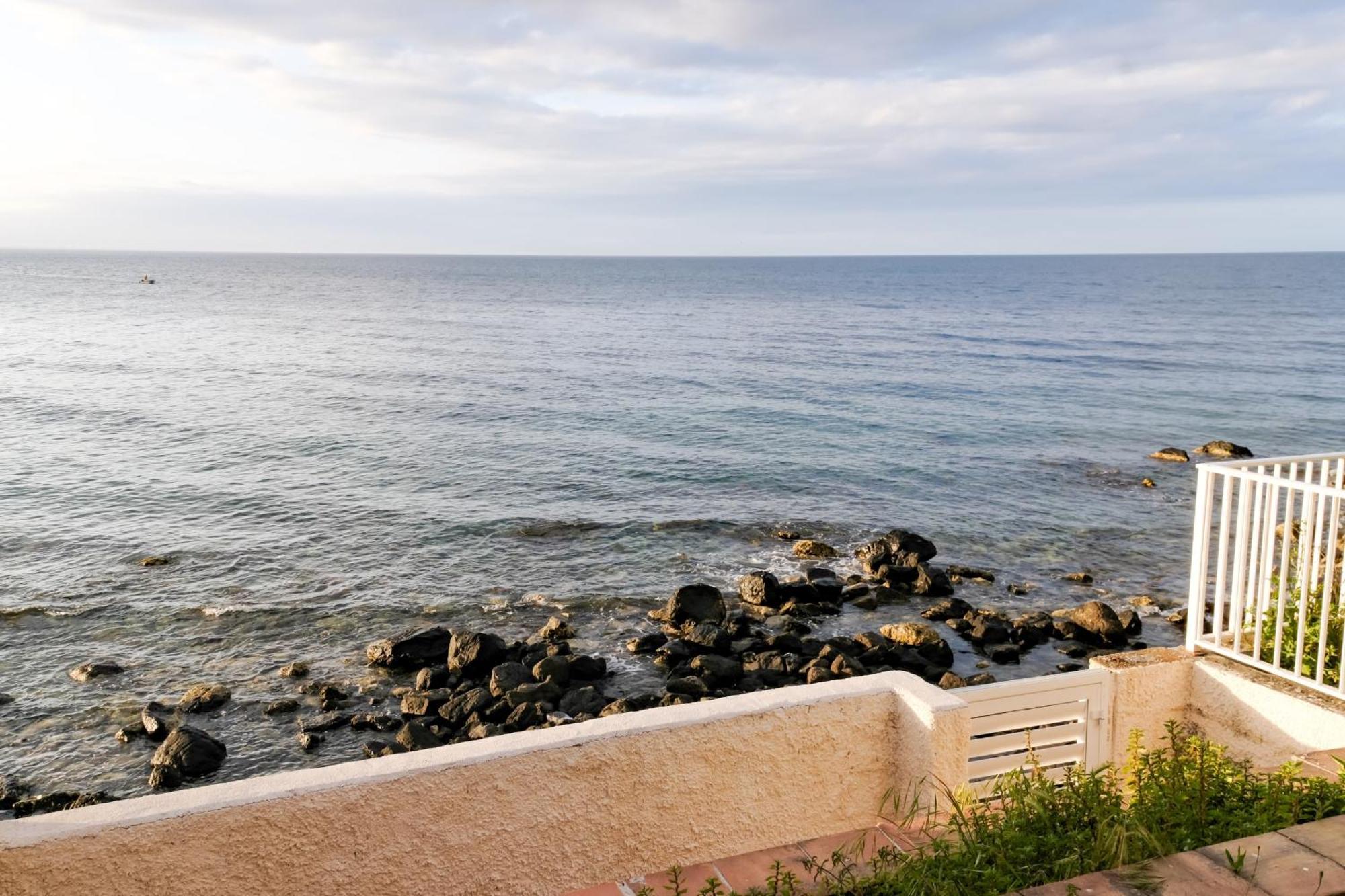 Villa La Vista - Baia Del Gambero Augusta Bagian luar foto