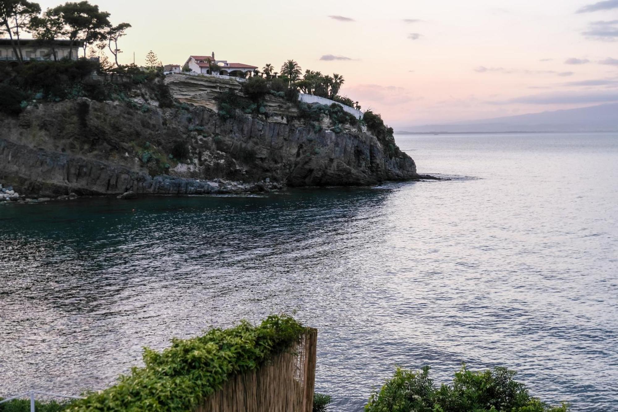 Villa La Vista - Baia Del Gambero Augusta Bagian luar foto